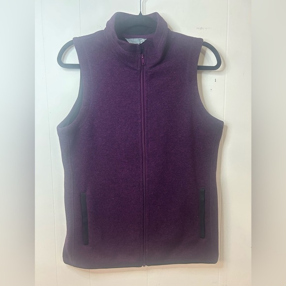 Sears, size 8, purple vest, full front zip with pockets - Picture 2 of 9